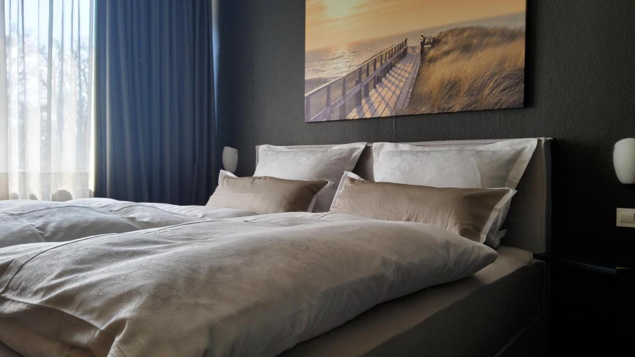 Schloss Hotel Gbr Dusseldorf Ngoại thất bức ảnh