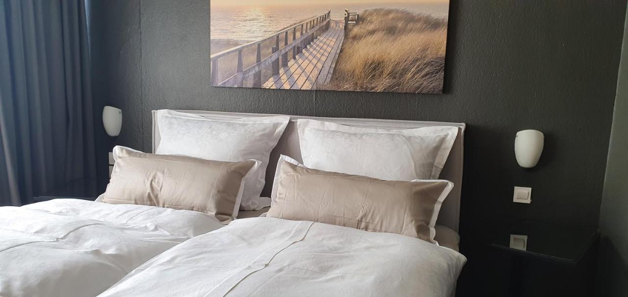 Schloss Hotel Gbr Dusseldorf Ngoại thất bức ảnh