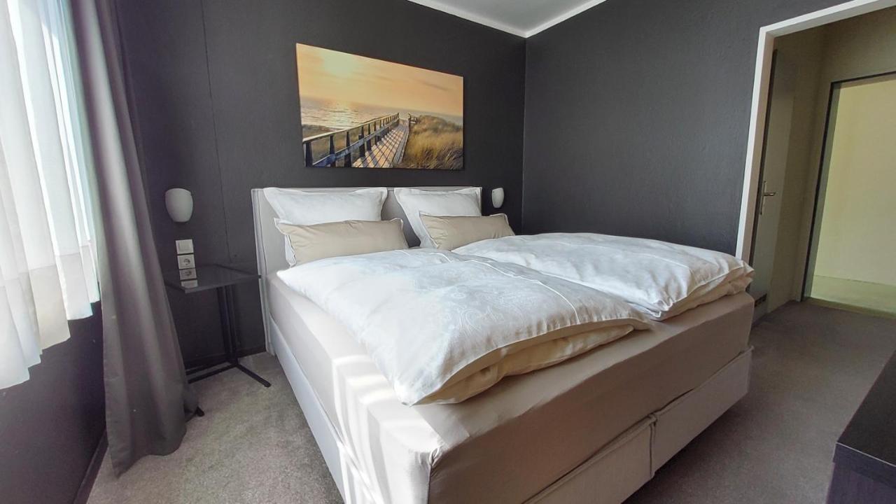 Schloss Hotel Gbr Dusseldorf Ngoại thất bức ảnh